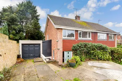 Woods Hill Close, Ashurst Wood, RH19