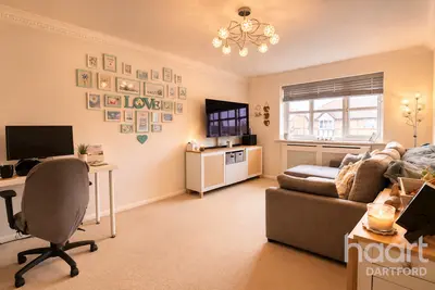St Edmunds Road, Dartford, DA1