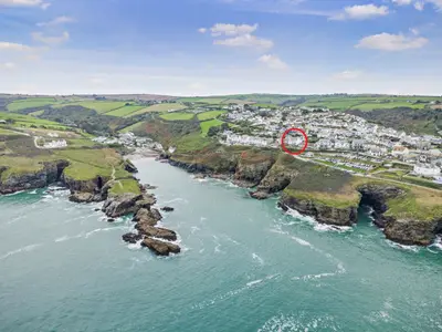The Terrace, Port Isaac, Cornwall, PL29 3SG