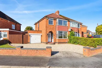 Velsheda Road, Shirley, B90