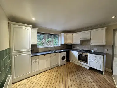 Ravenor Park Road, Greenford