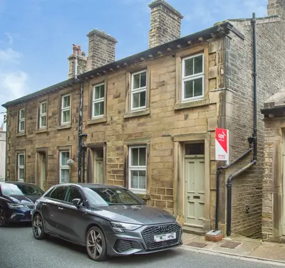 Woodhead Road, Holmbridge, Holmfirth