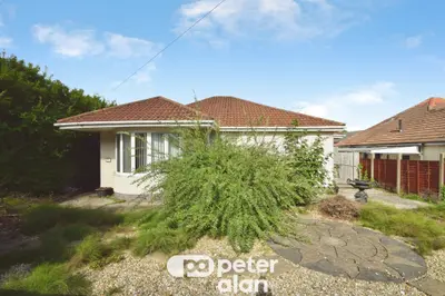 Gors Avenue, Swansea, SA1