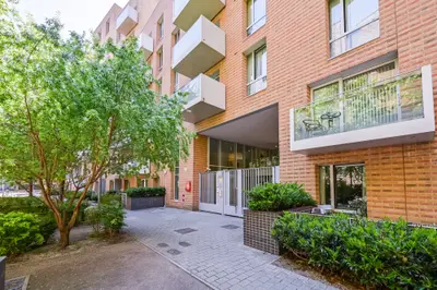 Flat 12, 8 Nelson Walk, London