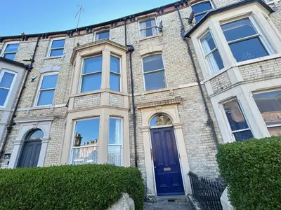 Albion Crescent, Scarborough, YO11