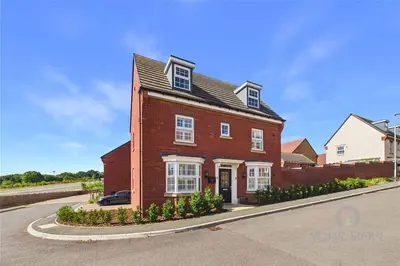 Dickens Close, Moulton, Northampton, NN3
