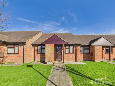 William Hill Drive, Bierton, Aylesbury, HP22 5AZ
