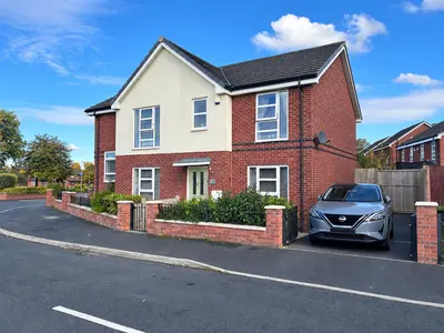 Hobbs Drive, Manchester, M22