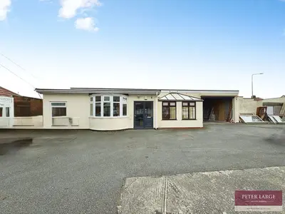 Garford Road, Rhyl, Denbighshire, LL18 3UF