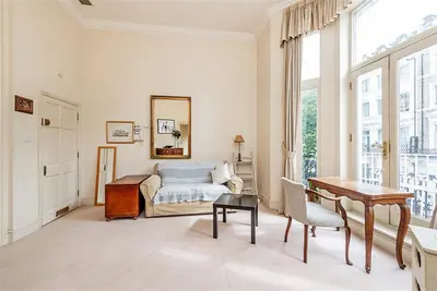 Knaresborough Place, London, SW5