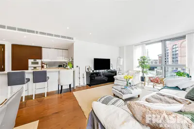 Waterfront Drive, London, SW10