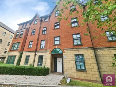 Hadfield Close, Manchester, M14