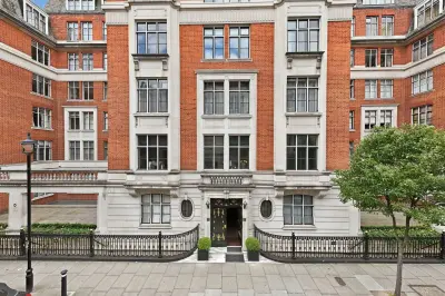 Hallam Street, London, W1W 6Jp