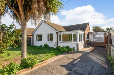 Croft Road, Selsey, PO20