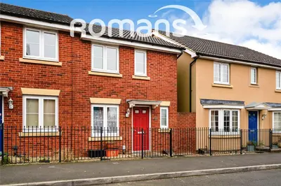 Bates Way, Swindon, SN2