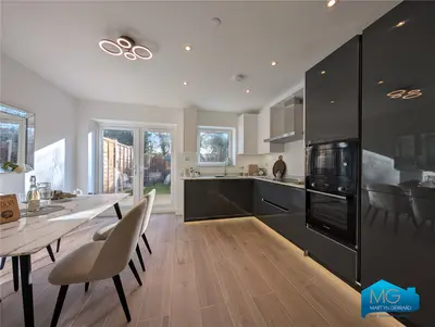 Dudley Road, London, N3