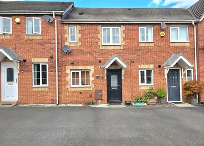 Hatters Court, Warwickshire, CV12