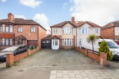 Sidcup Road, Eltham, SE9 3NS
