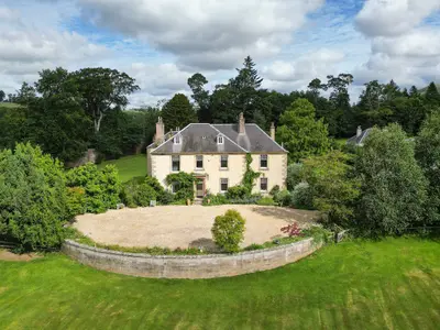 Kirklands House, Melrose, Roxburghshire, TD6 9DL