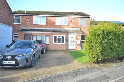 Lowlands Close, Northampton, NN3 5EP