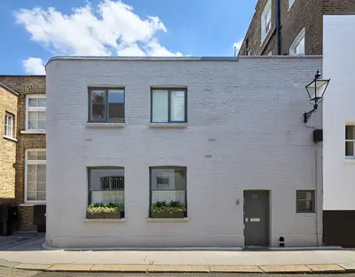 32 Oldbury Place, London
