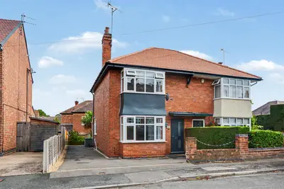 Gwenbrook Avenue, Chilwell, NG9