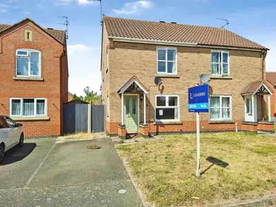 Shackleton Close, Spalding, PE11