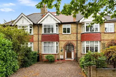 Hatherop Road, Hampton, TW12 2RH