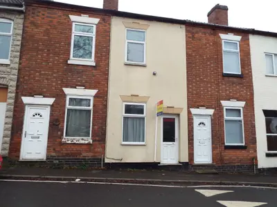 Long Street, Stapenhill, DE15