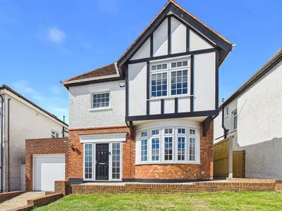 Dover Road, Folkestone, Kent, CT19