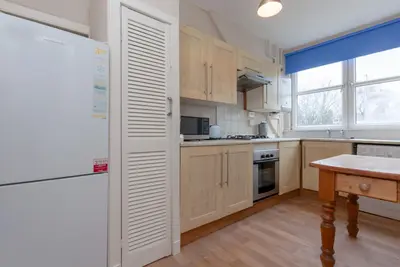 Rosemount Place, Rosemount, AB25