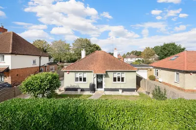 Balcombe Gardens, Horley, RH6