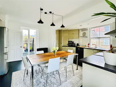 Paradise Road, Richmond, TW9