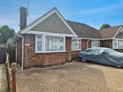 Southfield Road, Northampton, NN5