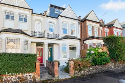 Greenham Road, London, N10