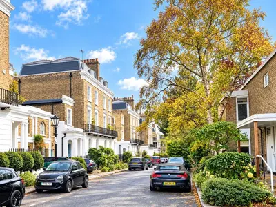 Crescent Grove, London, SW4