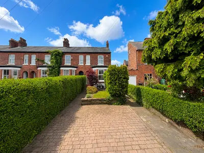 Brogden Grove, Sale, M33