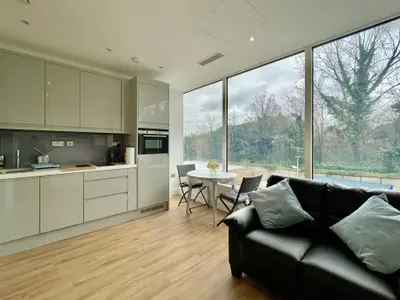 Westgate, Ealing