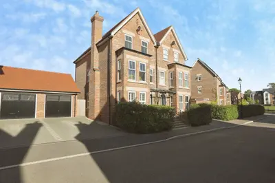 Curf Way, Burgess Hill, RH15