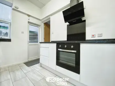 Newport Road, Cardiff, CF24