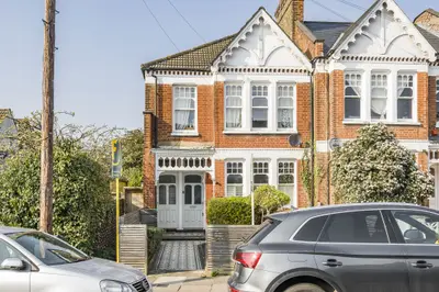 95 Telford Avenue, London