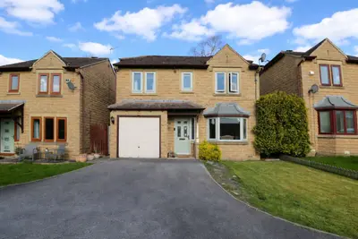 Richmond Park Avenue, Liversedge, WF15