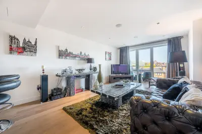 115 Kew Bridge Apartments, 8 Kew Bridge Road, Brentford