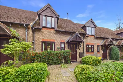 Bath Road, Woolhampton, RG7