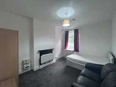 Gravelly Hill, Erdington, B23