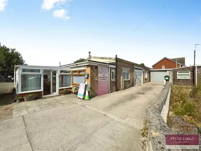 Old Manor Way, Kinmel Bay, Conwy, LL18 5BE