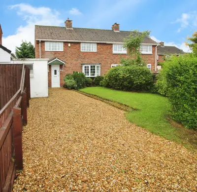 Holme Avenue, New Waltham, DN36