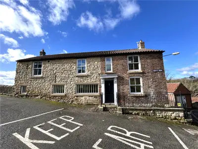 Castle Road, YO18