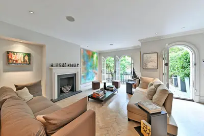 Drayton Gardens, Chelsea, London, SW10 9SB