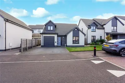 Forth Crescent, Bo'ness, EH51